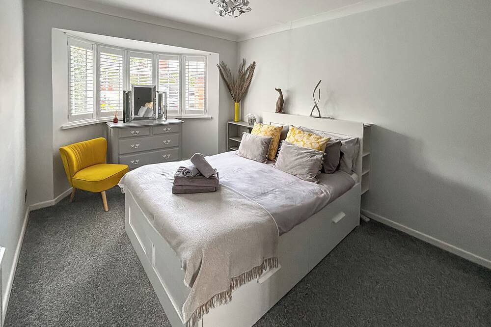 Very spacious home in Exmouth sleeping eight. in Exmouth, Devon