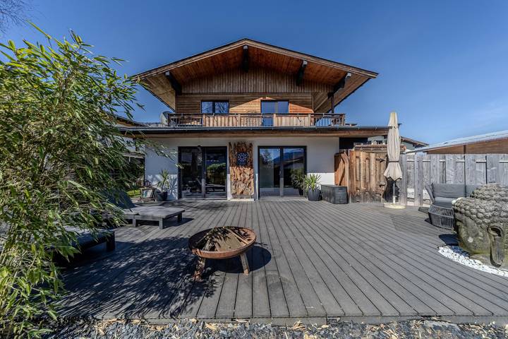 Appartement voor 6 personen, met Terras en Tuin in St. Johann in Tirol