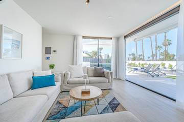 Villa for 4 People in Playa de Troya, Adeje, Photo 4