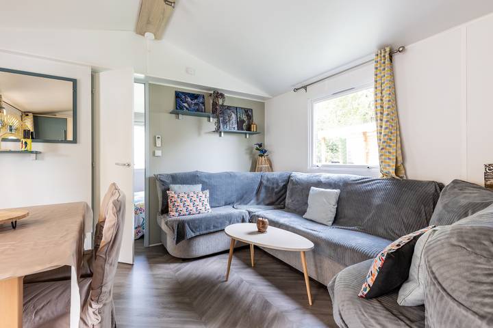 Mobilheim mit 3 Schlafzimmern, 2 Bädern, Terrasse, Tennisplatz & Grill in Cap Ferret in Lège-Cap-Ferret, Arcachon und Umgebung