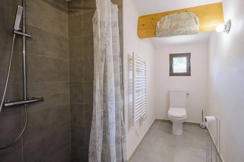 Appartement entier, 48 m2 , Calme, 6 mn à pied de la plage! in Sagone, Coggia