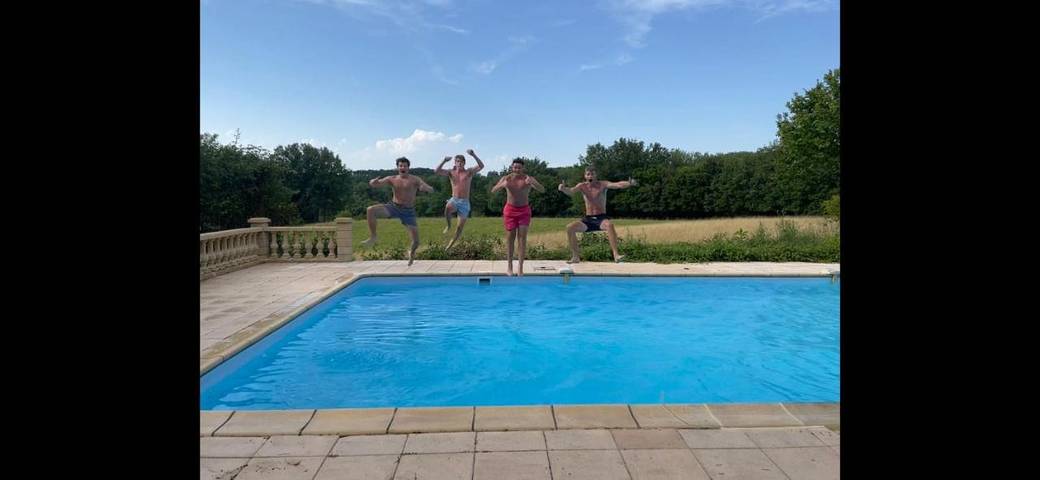 Location de vacances pour 6 personnes, avec piscine ainsi que jardin et vue, animaux acceptés à Payrac - 2