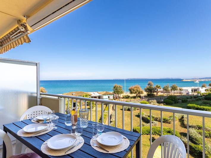 Gîte pour 4 personnes, avec jardin et terrasse dans Plage Du Lavandou Le Lavandou