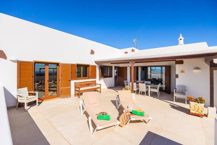 Villa für 8 Personen mit Terrasse in La Asomada, Tías