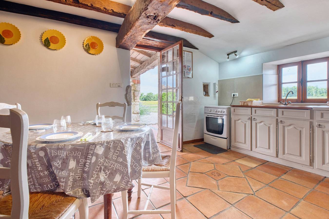 Le Chai – Gîte familial avec piscine sur 12 hectares près de Bergerac in Razac-d'Eymet, Périgord Pourpre