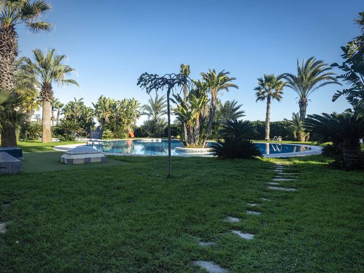 Entire apartment, Apartment with direct beach access and air conditioning in Xeraco in Platja de l'Ahuir (Gandia), Xeraco