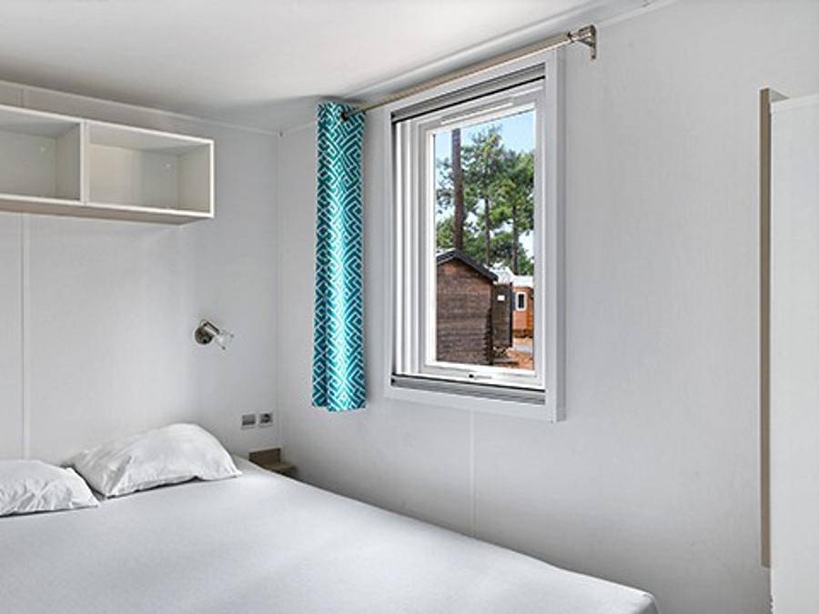 Camping Le Neptune - Mobilhome 4 personas - Confort | 2 Dormitorios | 4 Pers. | Terraza individual | Aire acondicionado in La Côte Vermeille, Argelès-sur-Mer