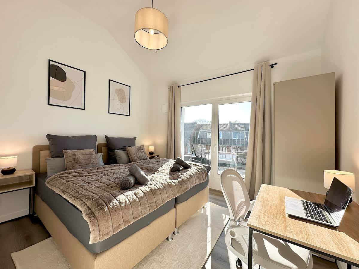 Ganze Ferienwohnung, Ferienwohnung für 3 Personen mit Balkon/Terrasse in Henstedt-Ulzburg, Kreis Segeberg