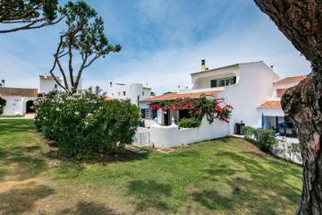 Villa for 6 People in Vale do Lobo, Praia do Ancão, Photo 3