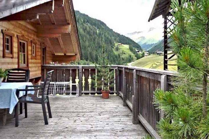 Ferienhaus mit Balkon in Villgratner Berge, Außervillgraten