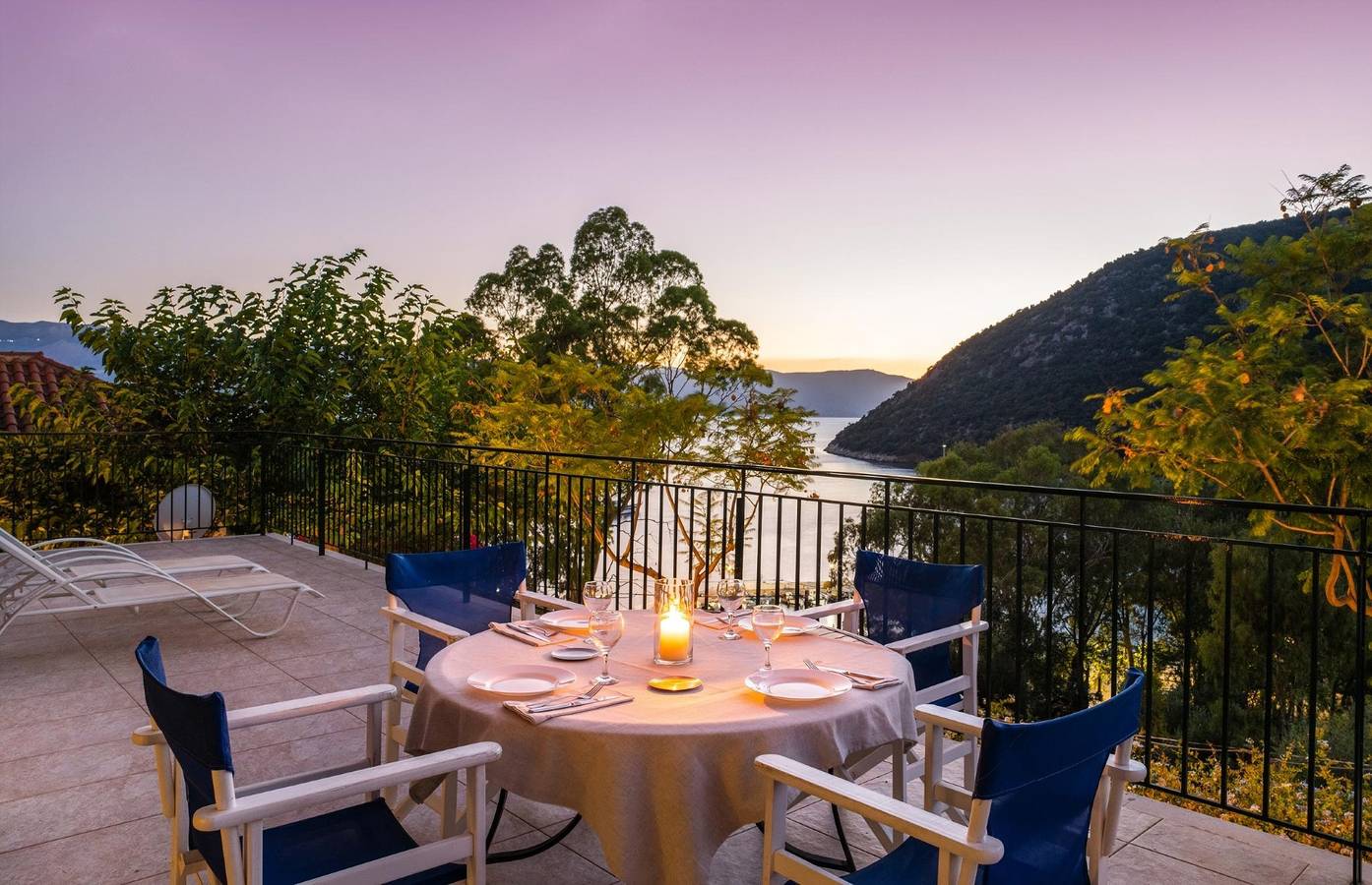 2 Bedroom Villa with Kefalonia Views and Beach Path near Stavros in Greece