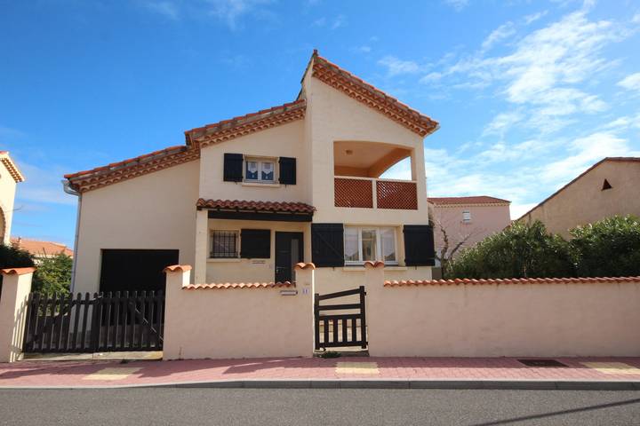 Gîte pour 8 personnes, avec balcon, animaux acceptés à Portiragnes