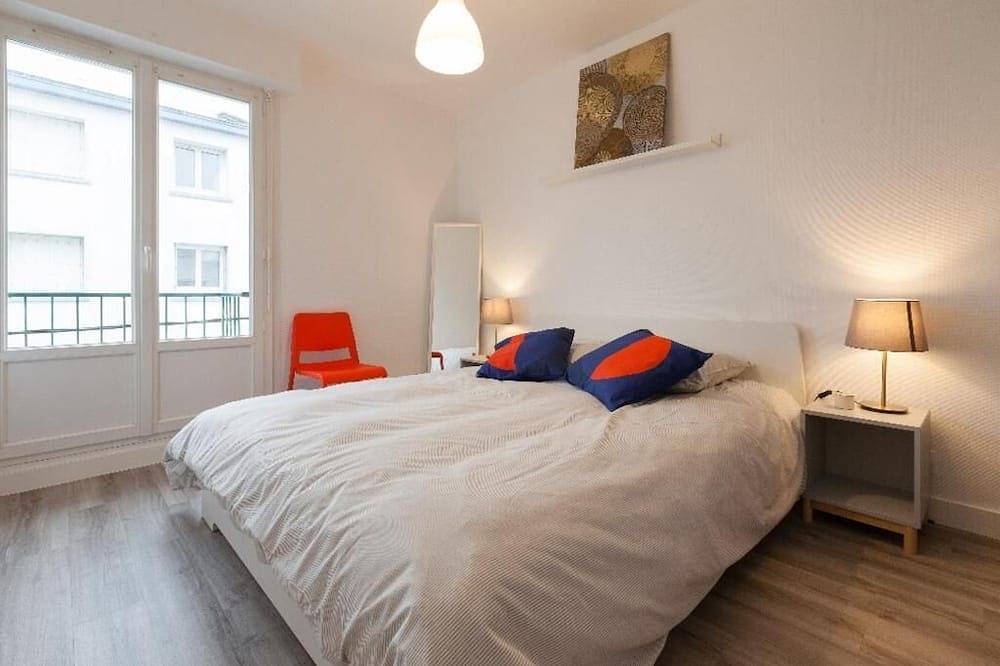 Apartamento entero, Bara - Apartment close to the streetcar and bus in Brest, Región de Brest