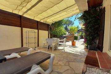 Gîte pour 3 personnes, avec piscine et jardin dans Plage du Val Fleuri