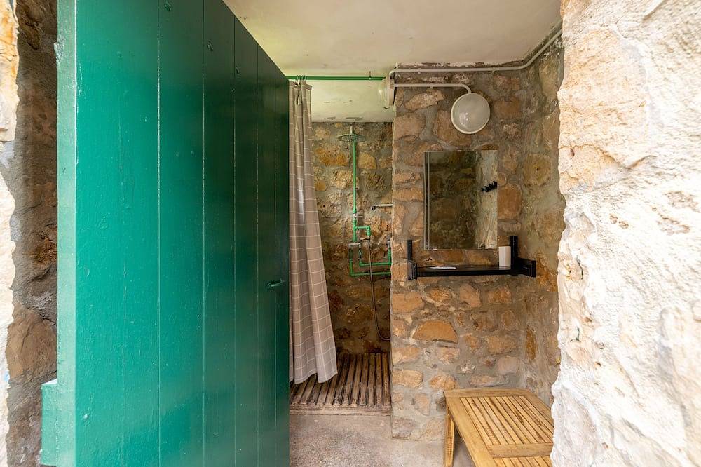 Villa Duna mit Meerblick und exklusivem direktem Zugang zum 50 m langen Strand in Fondi, Pontinische Ebene