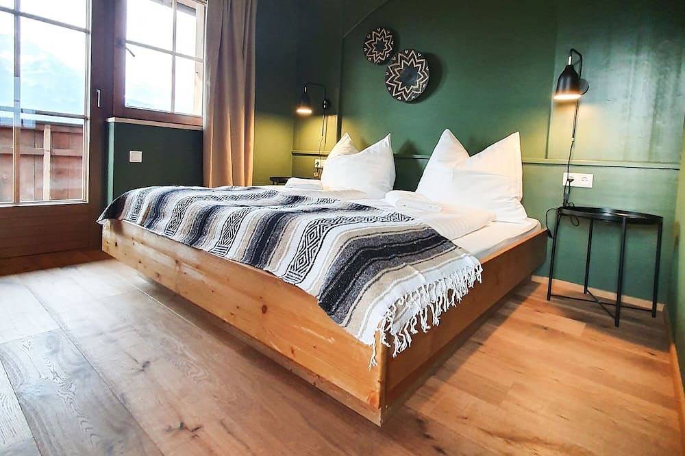 Ganze Wohnung, Alpenflair Apartment mit Balkon - inkl Parkplatz #4 in Stubaier Alpen, Götzens