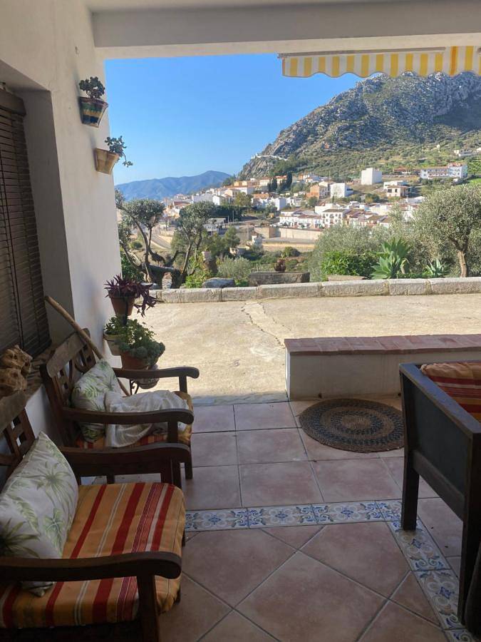 Casa rural para 6 personas, con Terraza y Jardín además de Piscina y Vistas en Valle de Abdalajís - 2