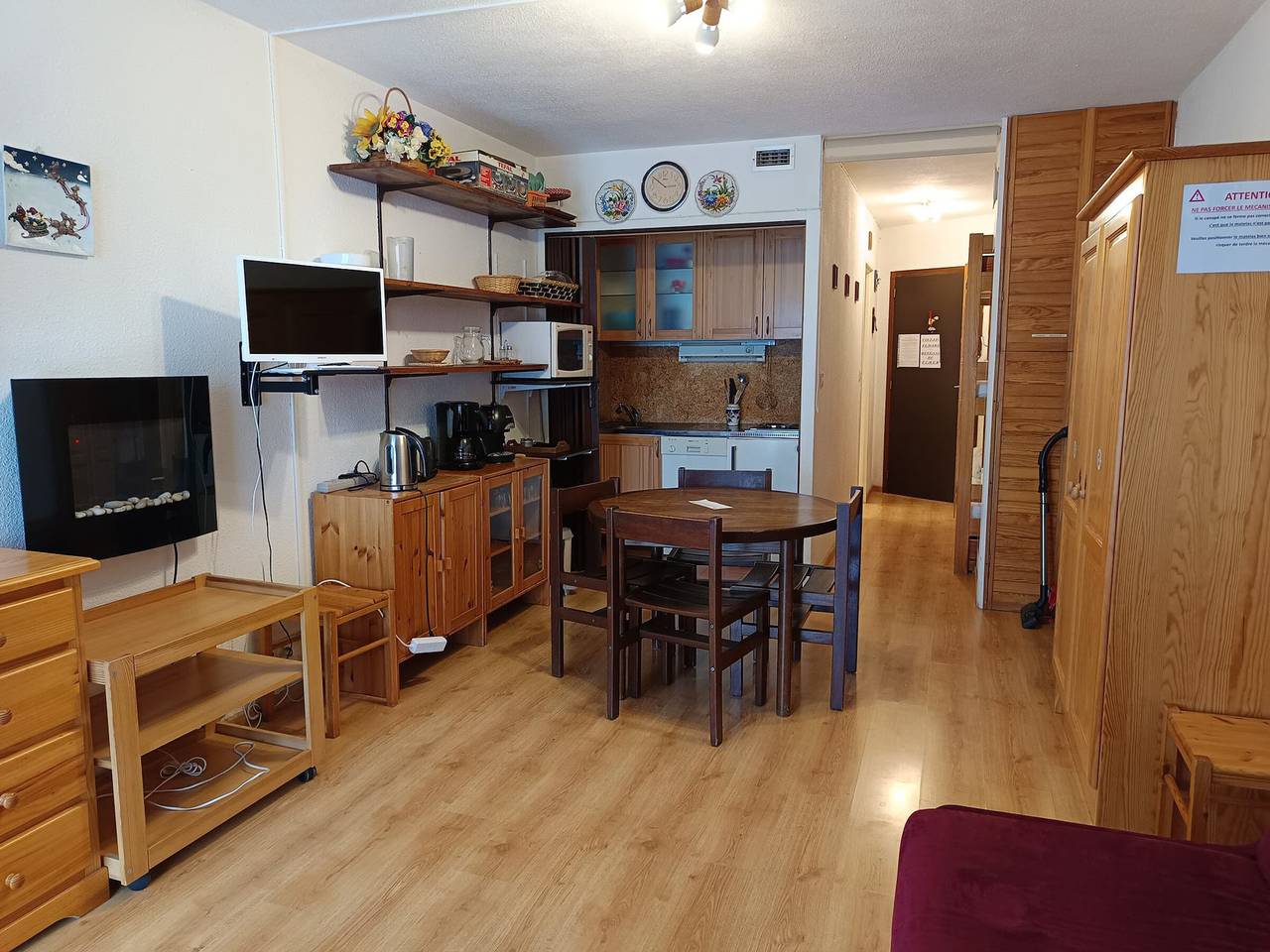 Estudio entero, Estudio cómodo con balcón, lavavajillas y lavadora en pistas – 4 personas – Les Anges in Montgenèvre, Briançon region
