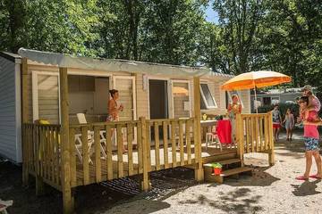 Mobil home pour 4 personnes, avec piscine et jardin, animaux acceptés dans Plage des Briantais