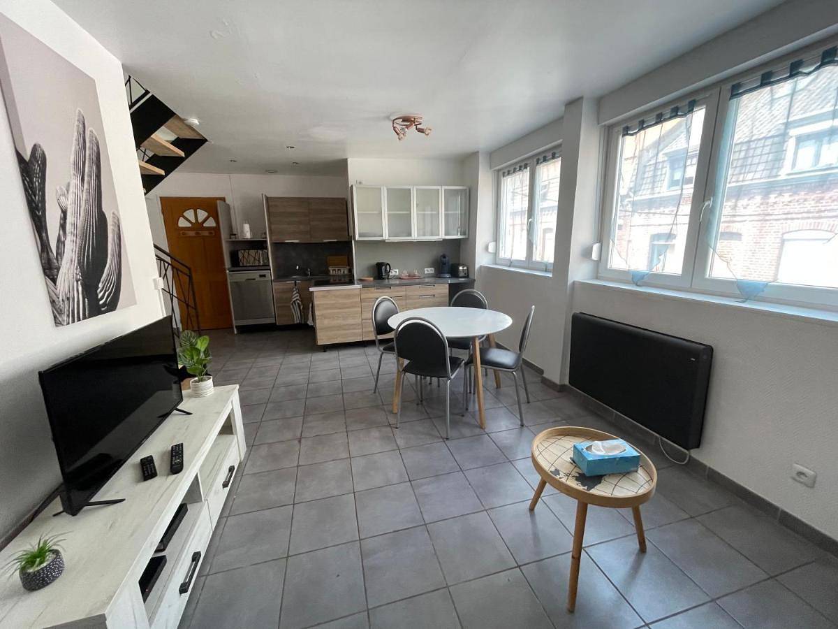Appartement entier, Appart 2 à croix in Croix (homonymie), Région de Lille