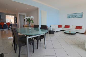 Vacation Rental for 6 Guests in Cannes, Cannes region, Picture 4