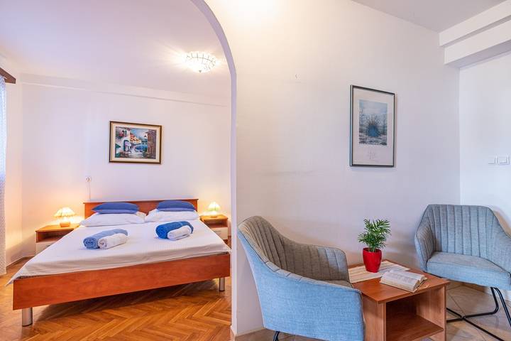Vakantieappartement voor 2 personen, met balkon/terras in Poreč