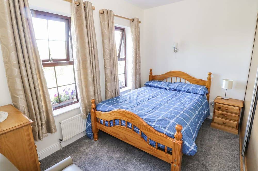 Belladrihid Cottage, pet friendly in Ballysadare, County Sligo in County Sligo