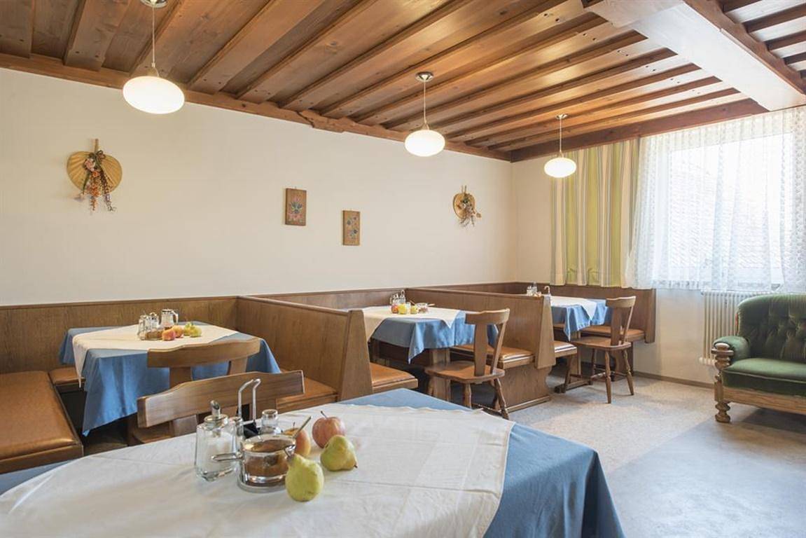 Zweibettzimmer mit Dusche, Wc in Gemeinde Stubenberg, Steirerland