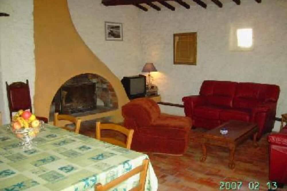Stone house of character in a typical Provencal hamlet in Banon, Forcalquier region