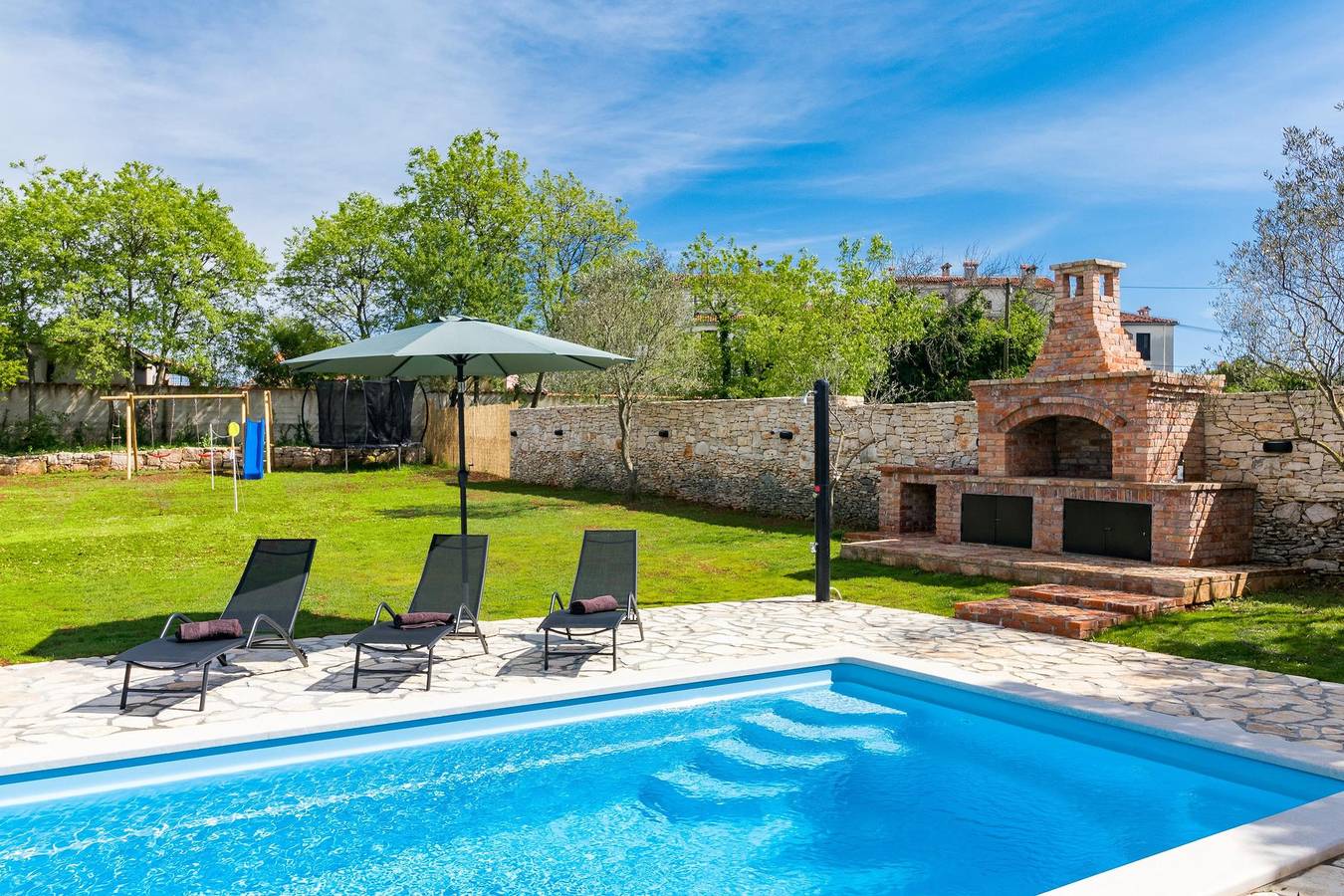 Villa Boris with Private Pool in Vodnjan, Grad Vodnjan
