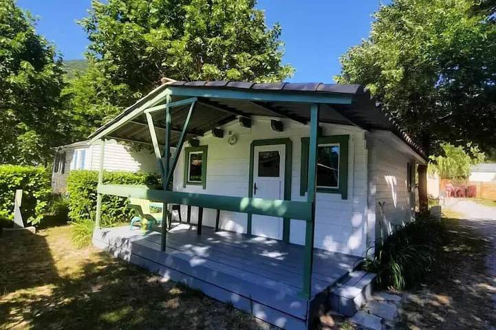 Chalet pour 4 personnes, avec terrasse