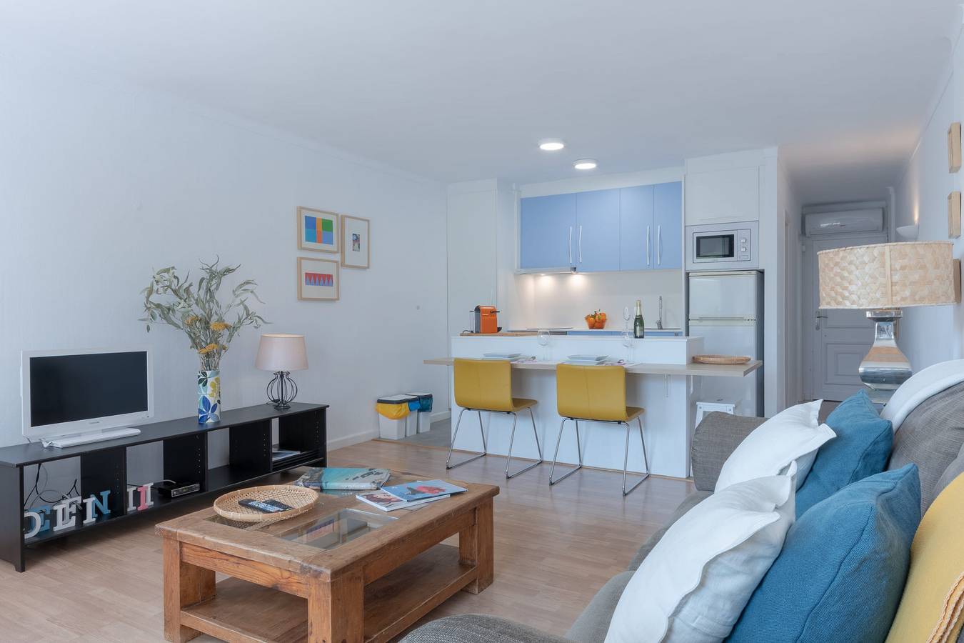 Apartamento entero, Apartamento de vacaciones para 2 personas con balcón in Alcúdia, Costa de Mallorca