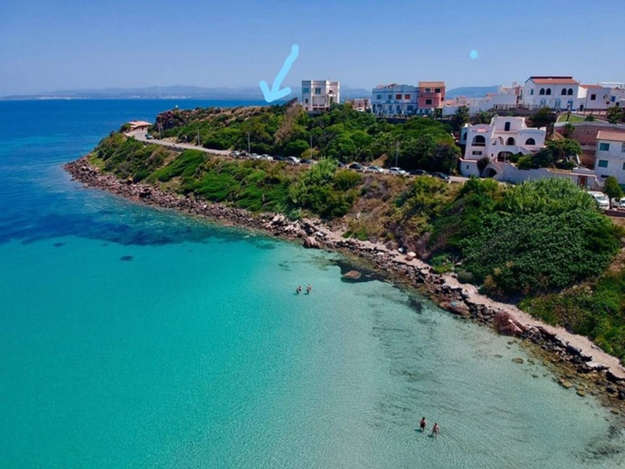 Appartamento intero, Appartamento 'Casa Nora' con terrazza privata, Wi-Fi e aria condizionata in Calasetta, Sant'Antioco