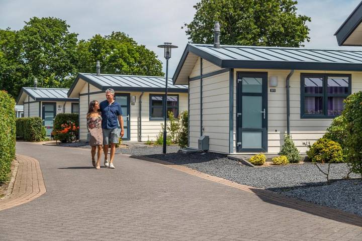 Ferienpark für 4 Personen, mit Terrasse und Garten sowie Pool und Ausblick in Noordwijk