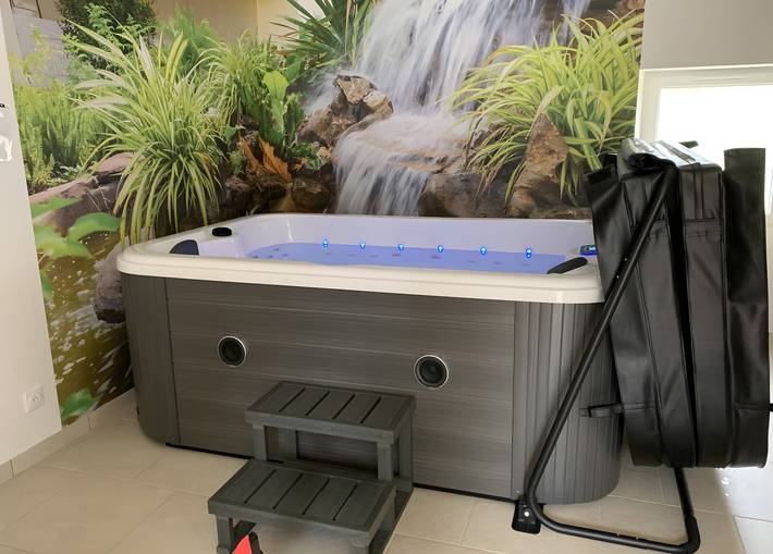 Location de vacances pour 6 personnes, avec jardin et jacuzzi à Sougères-en-Puisaye