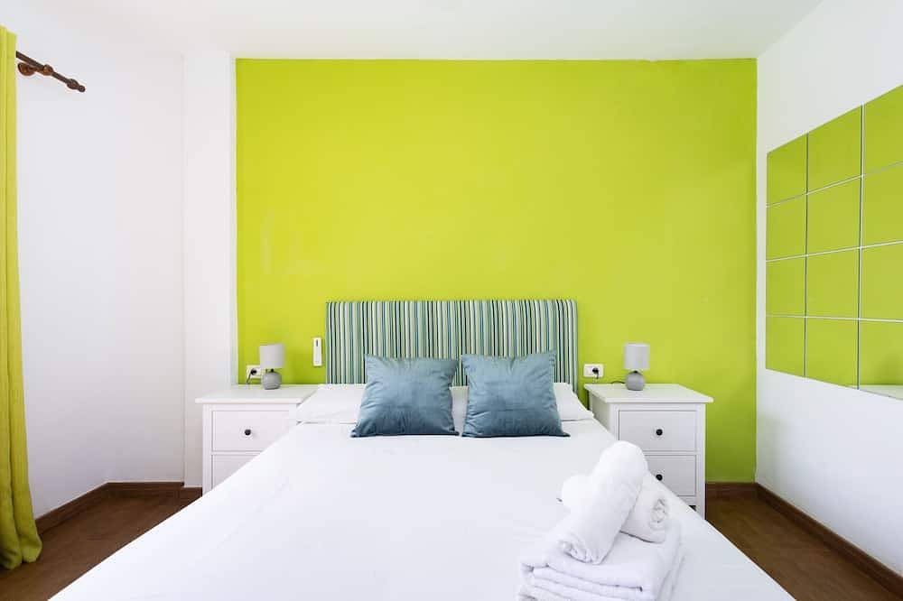 Entire apartment, Nice 2 bd apartment by the sea in Playa San Juan in Playa San Juan, Guía de Isora