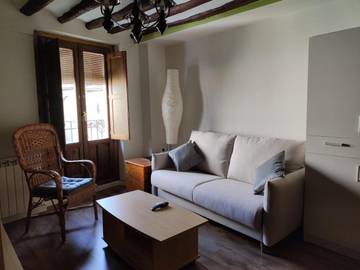 Gîte pour 4 personnes, avec balcon, animaux acceptés à Barbastro