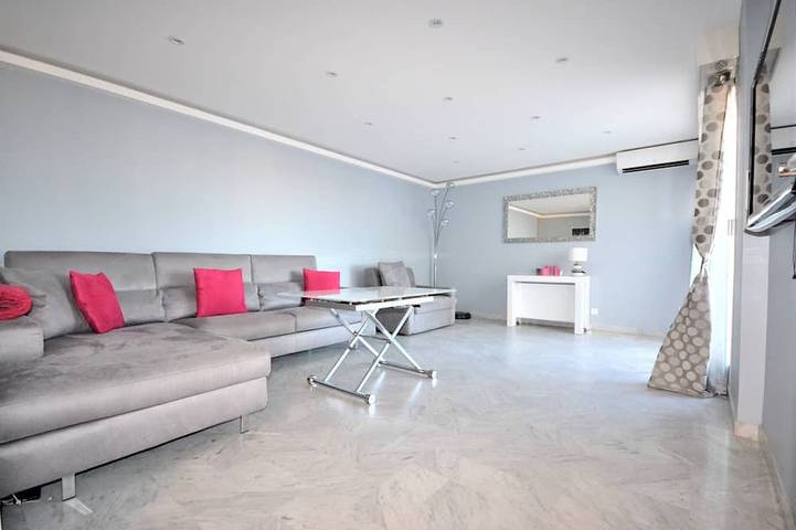 Appartamento intero, Bel Appartement Calme Et Tres Lumineux in Antibes, Costa mediterranea (Francia)