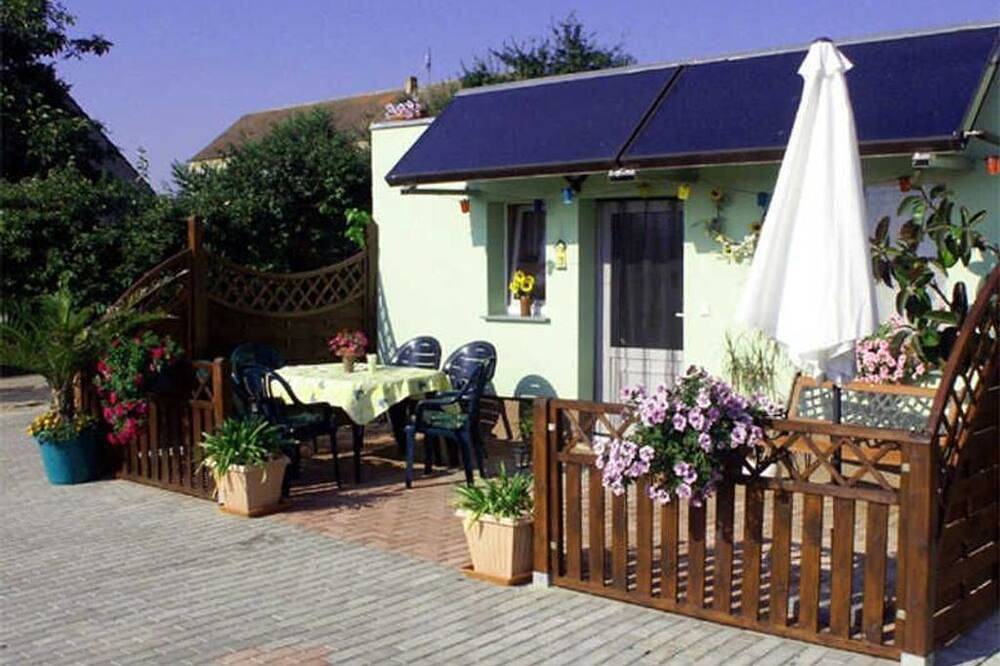 Ganze Wohnung, Familien-Ferienhaus unweit vom Kummerower See in Malchin, Kummerower See