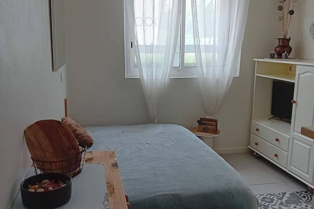 Independent, private guest studio in Marsella, Marsella region