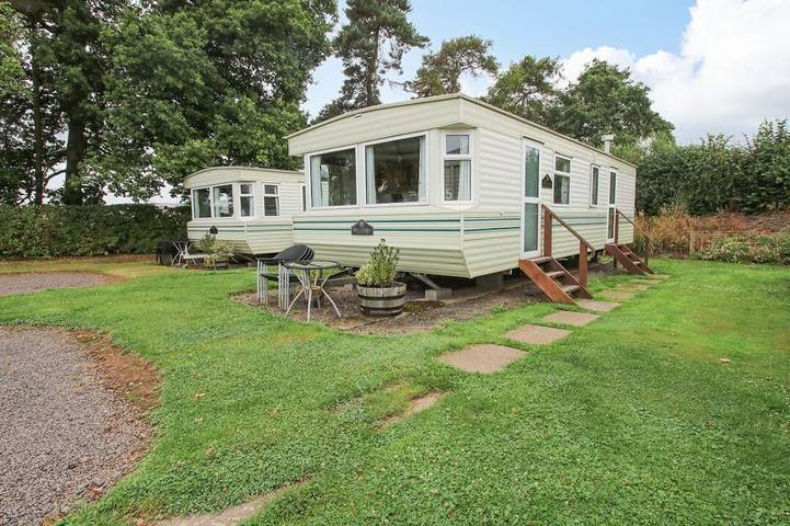 Static caravan for 4 people in Shropshire