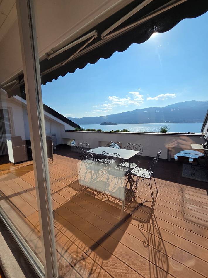 Gîte pour 6 personnes, avec vue sur le lac et terrasse, animaux acceptés dans Verbania - 2