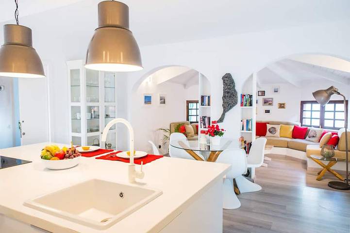 Casa de vacaciones para 4 personas, con jardín y jacuzzi - 1