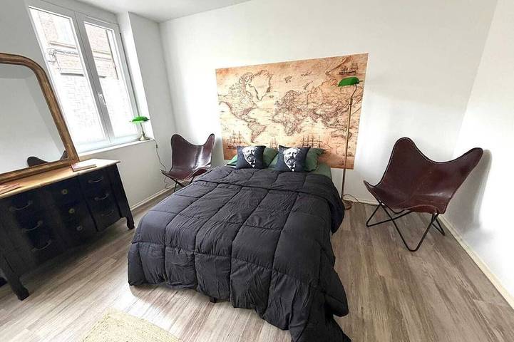 Ganze Wohnung, Le Jules Verne, Zentrum von Amiens, Parkplatz, WLAN in Amiens, Amiens und Umgebung