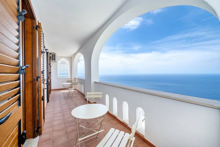 Ferienhaus für 6 Personen, mit Balkon und Terrasse sowie Ausblick in Amalfi - 2