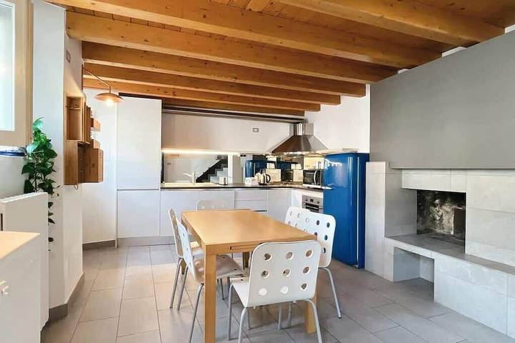 Ferienwohnung für 6 Personen, mit Whirlpool in Lecco