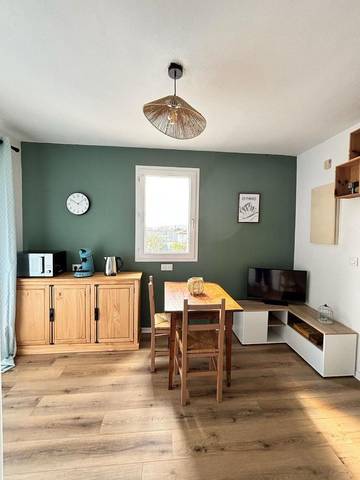 Gîte pour 2 personnes, avec vue et balcon à Billère