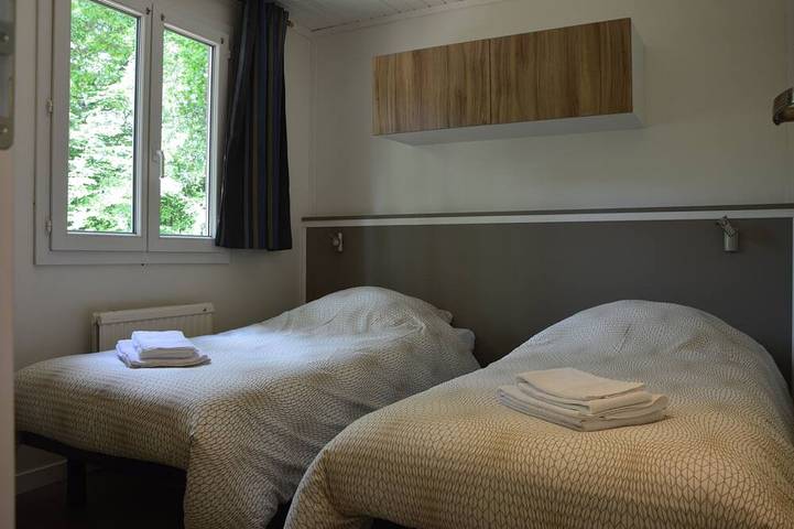 Gîte pour 6 personnes, avec terrasse à Espagnac - 3