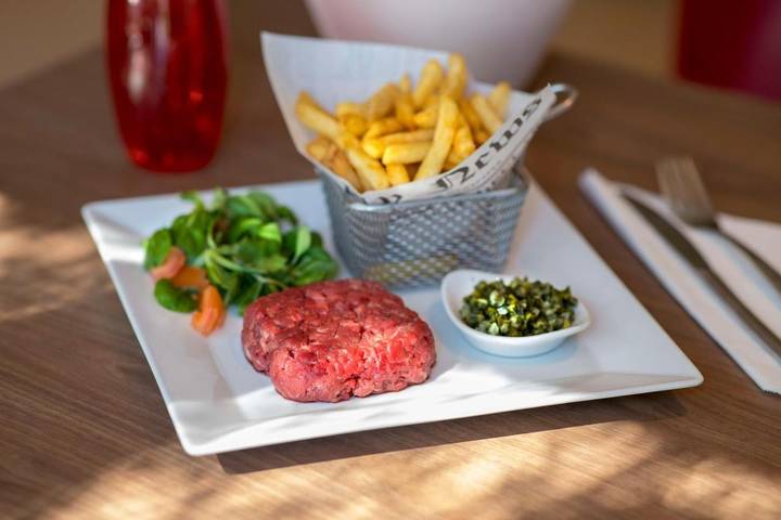 Hôtel pour 3 personnes, avec terrasse, animaux acceptés à Chambray-lès-Tours - 3