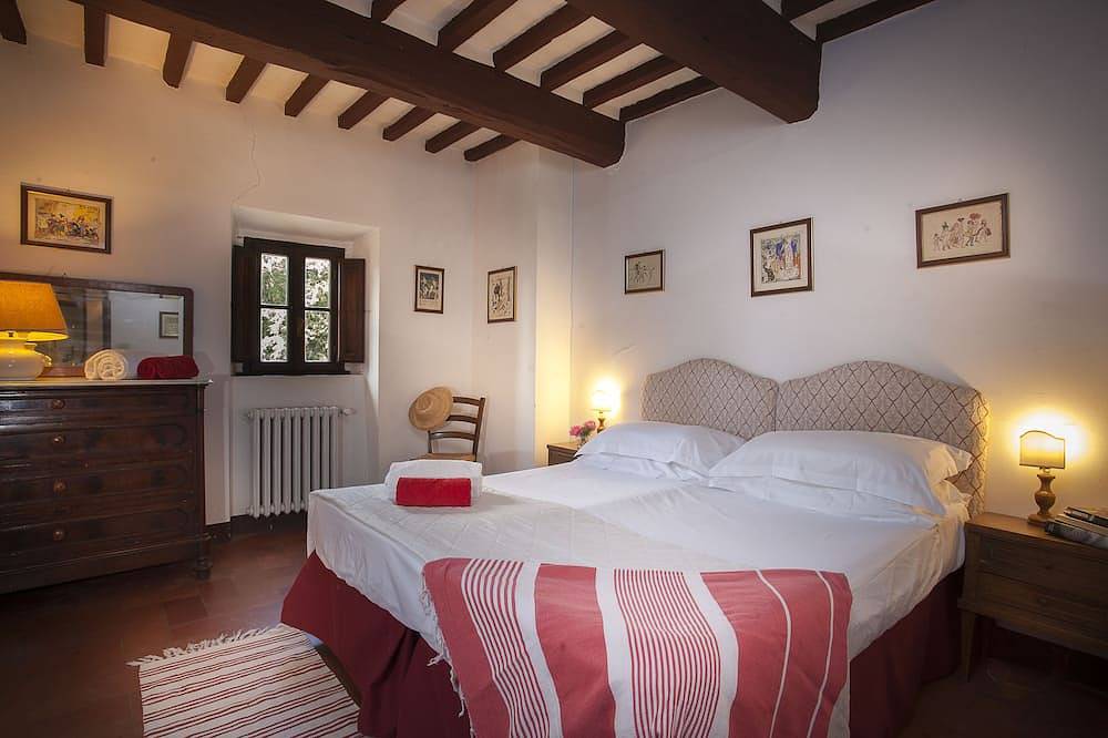 Ganze Wohnung, Loggia, Charmante renovierte Wohnung 3bd / 2bt in Toskana mit Gemeinschaftspool in Scheggia, Anghiari